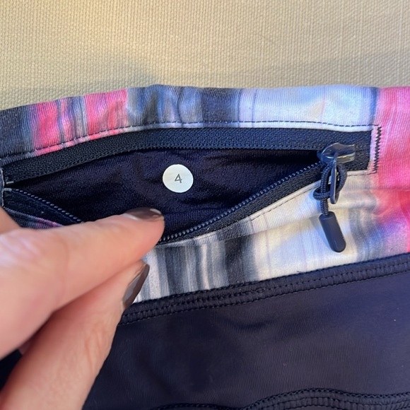 LULU SHORT bike short style new without tags - Picture 8 of 8